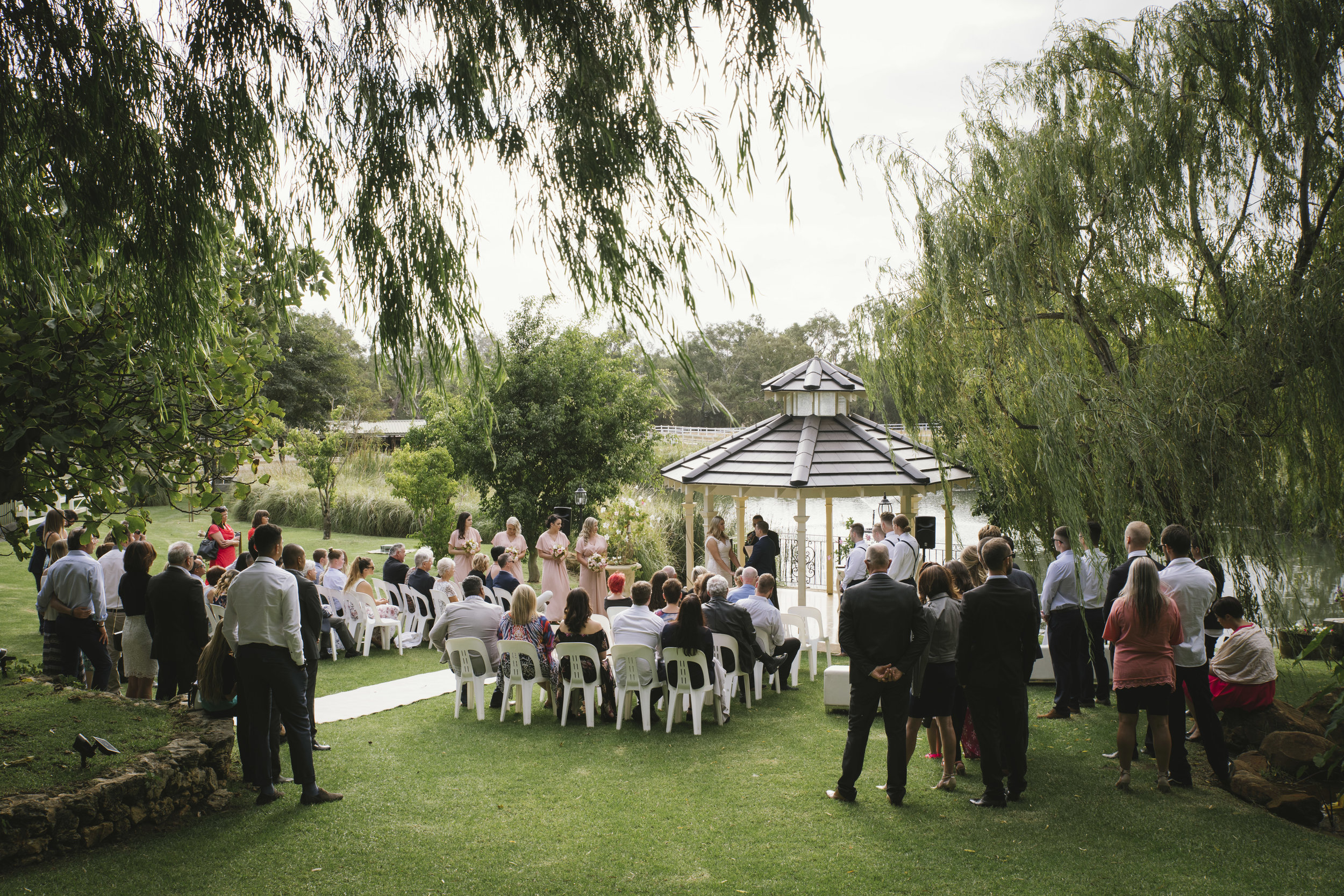 Angie Roe Photography Brookleigh Estate Swan Valley Perth Wedding (15).jpg