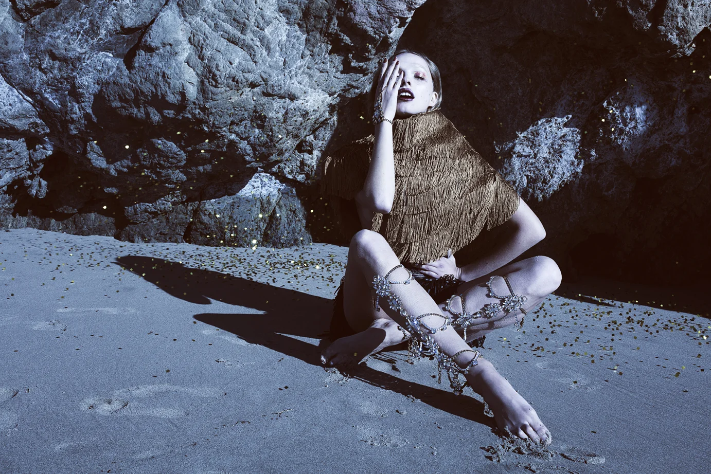 Top Avnah / Skirt Amen / Jewelry House of Emmanuele / Headpiece Few Moda