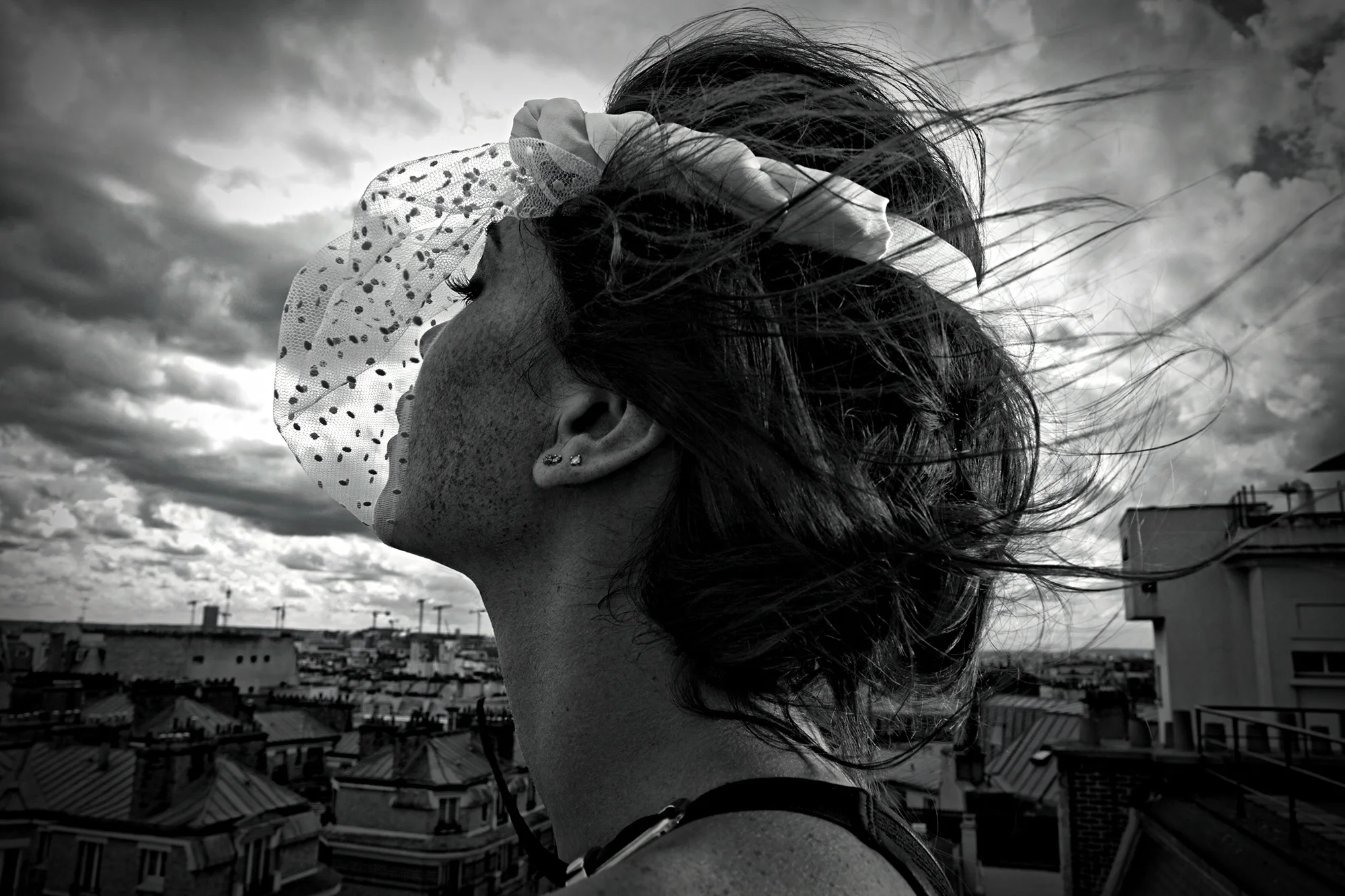 Bandeau: Donia Allegue
