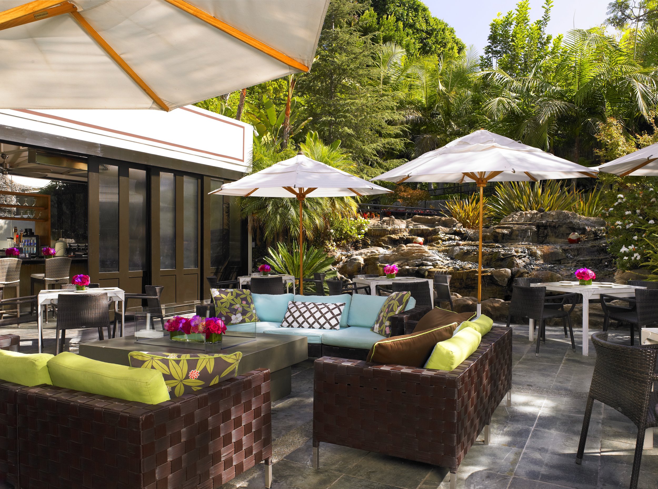 The Backyard Restaurant 