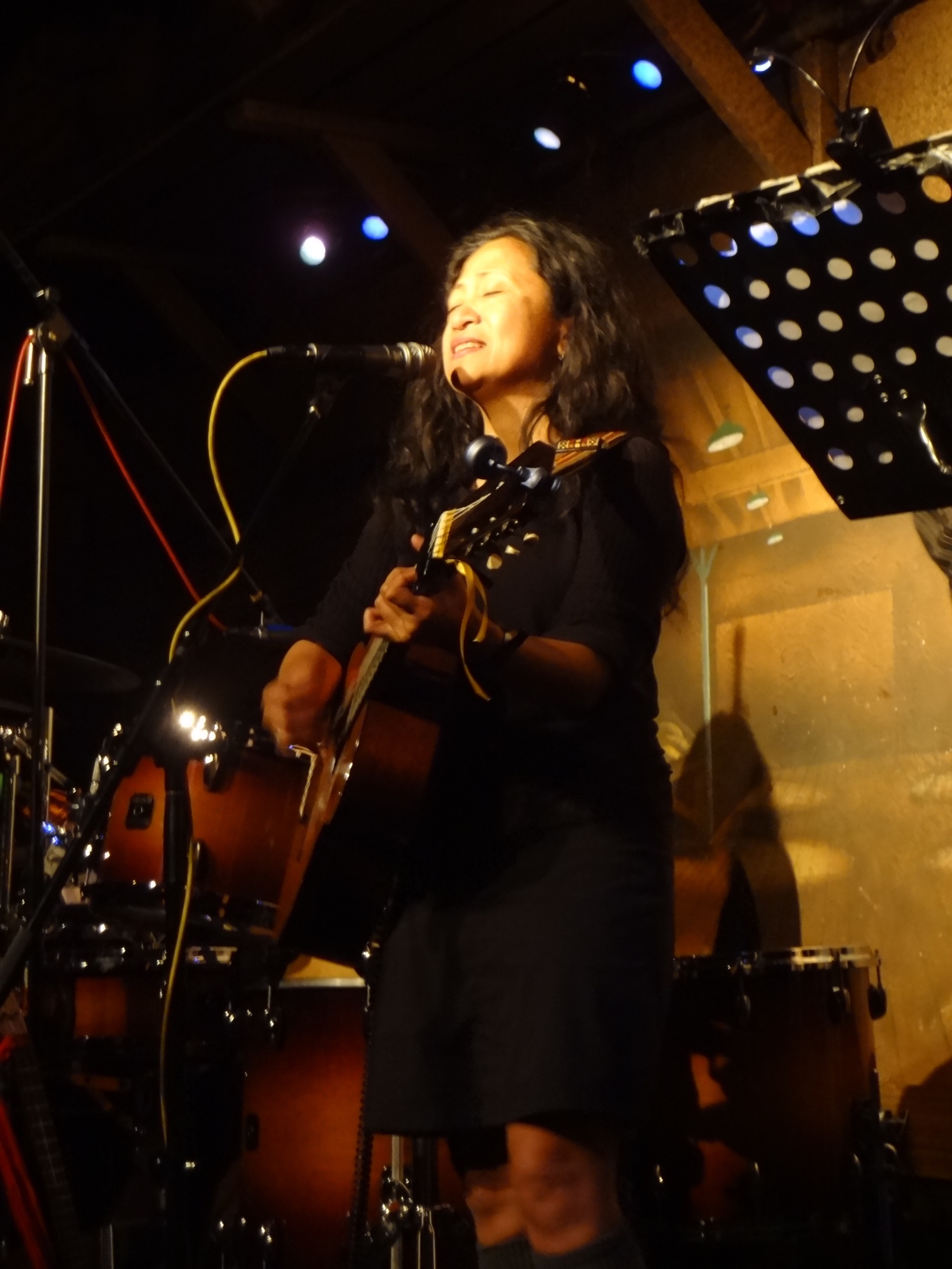 Aireene Espiritu at the Coffee Gallery Backstage. photo by Cynthia Brando