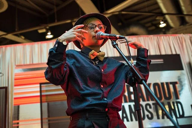 I hope I was saying something profound. Photo by @lastminutephotographers