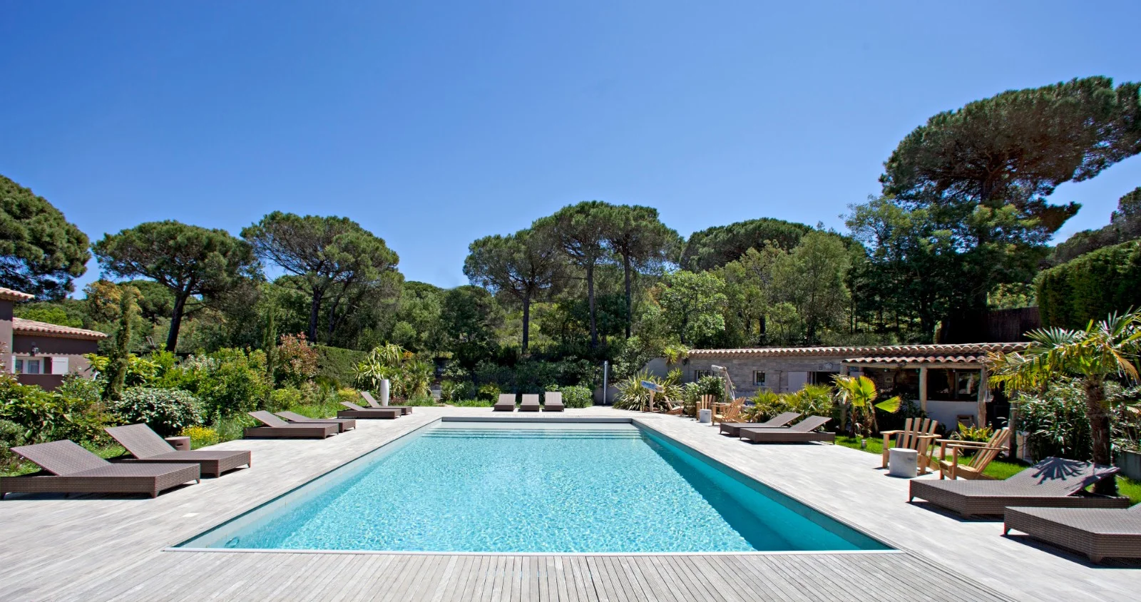 ZEN-villa-andrea-ramatuelle-6.jpg