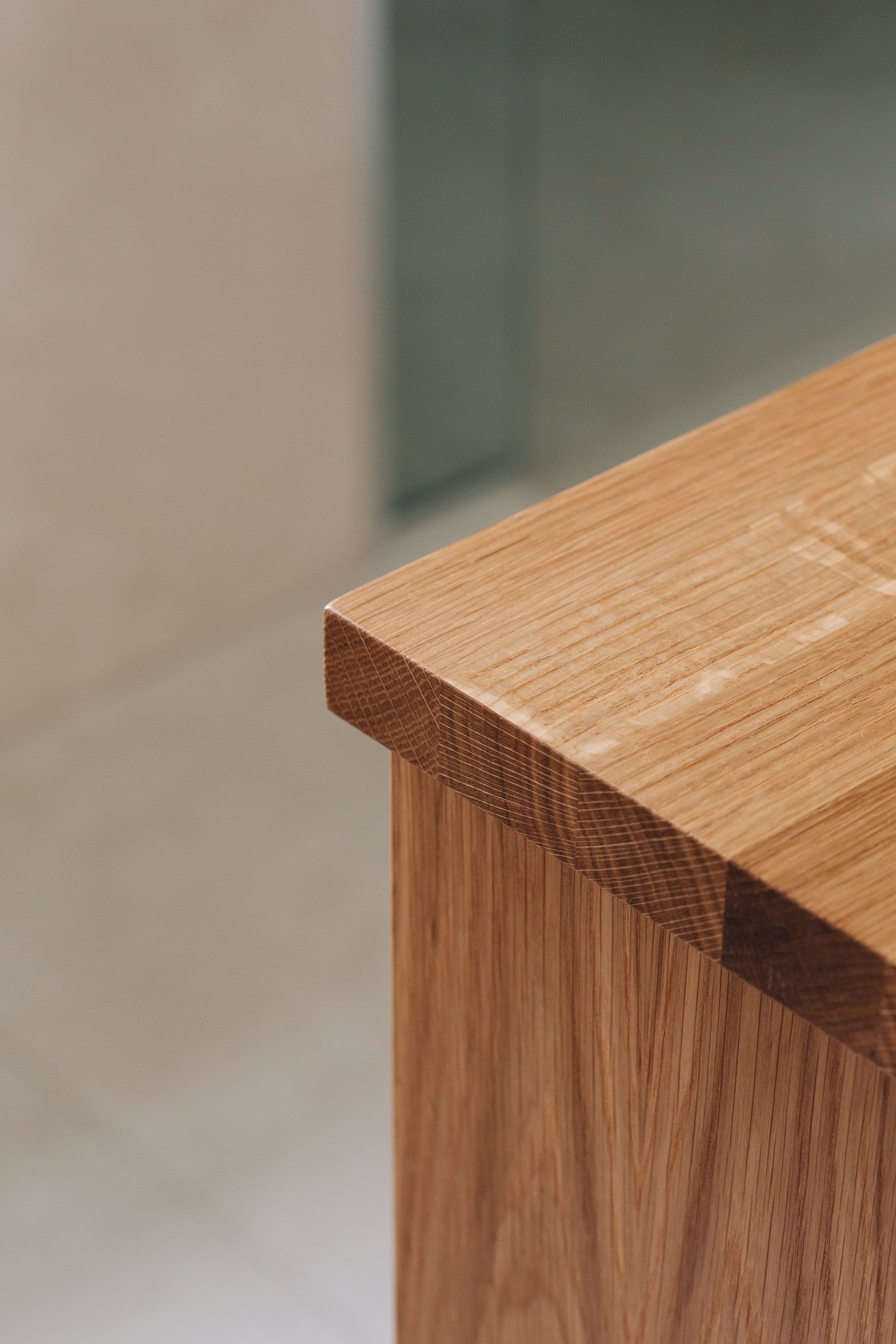 supreme-oak-melamine-vanity-detail.jpg