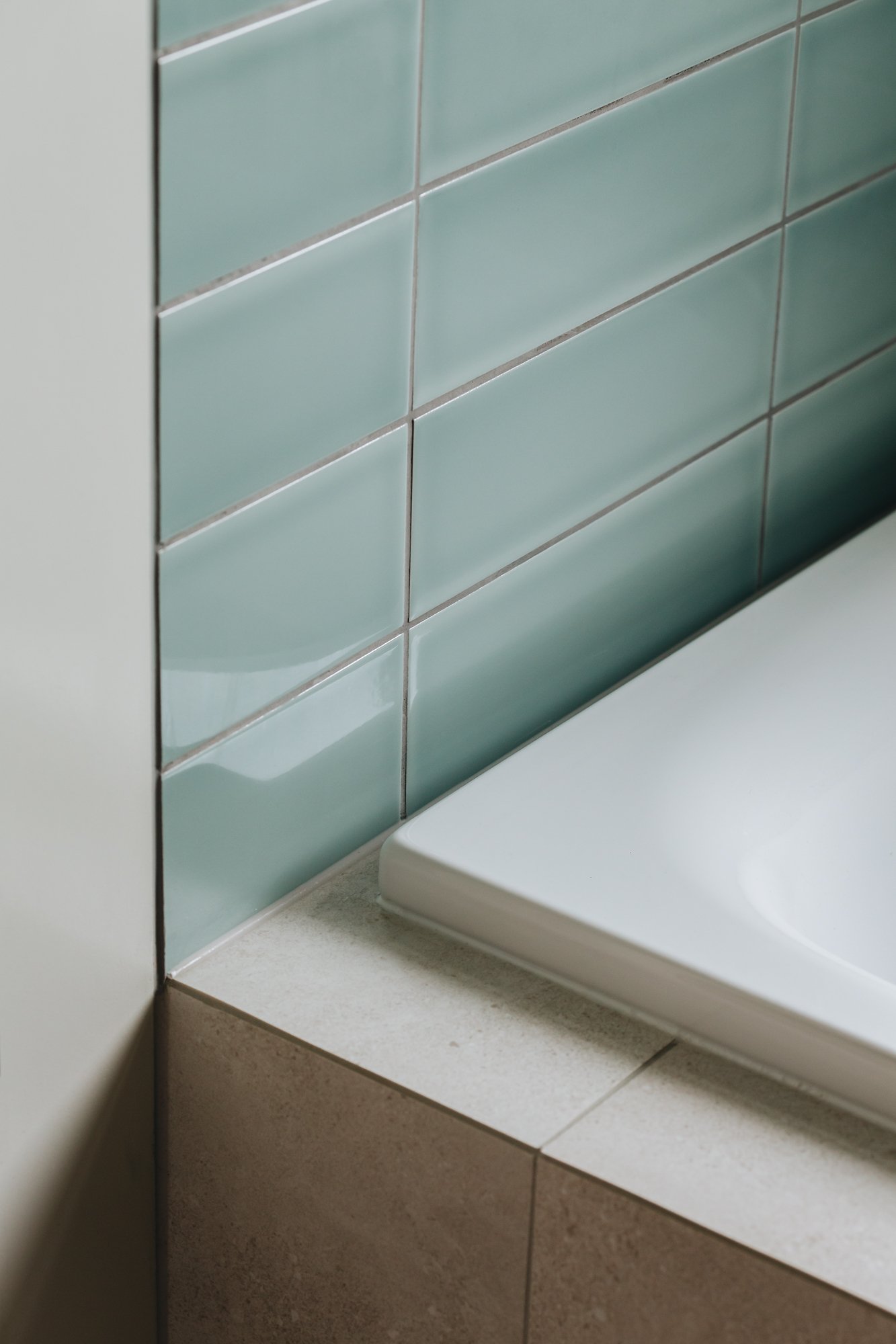candy-green-alcove-bath-tiles.jpg