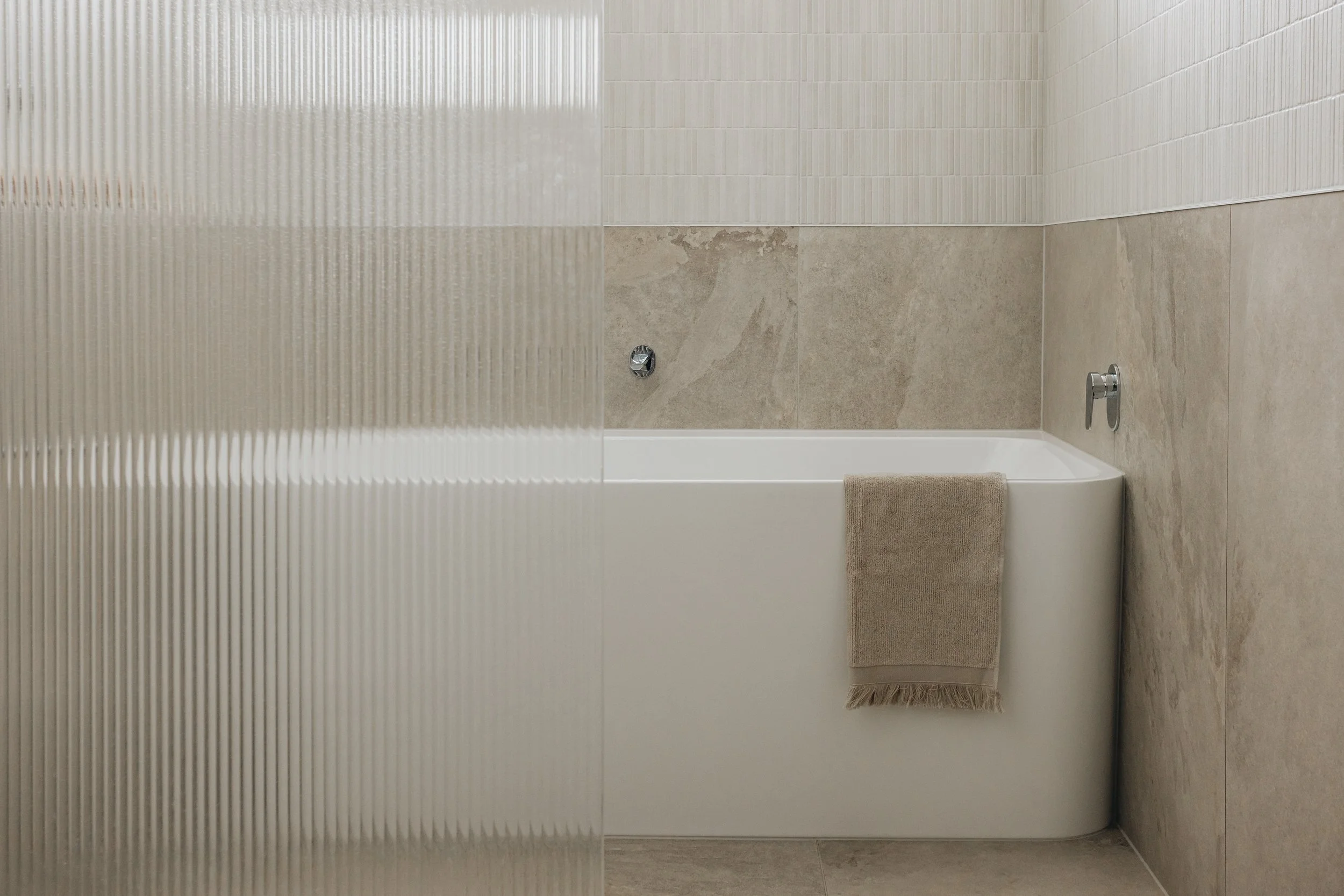 back-to-wall-bath-modern-bathroom.jpg
