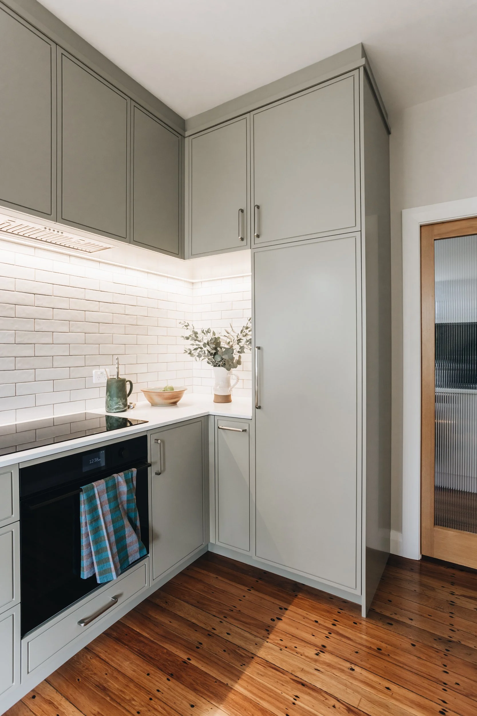 custom-grey-kitchen-storage-unit-strip-lighting.jpg