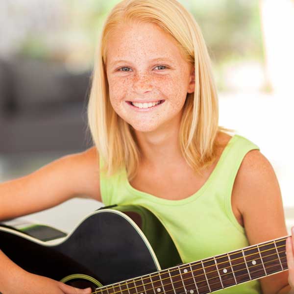 guitar-girl1.jpg