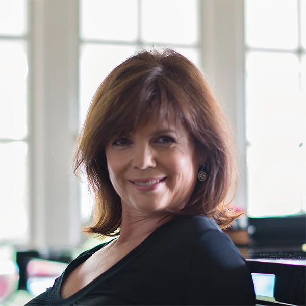 gillian-at-piano.jpg