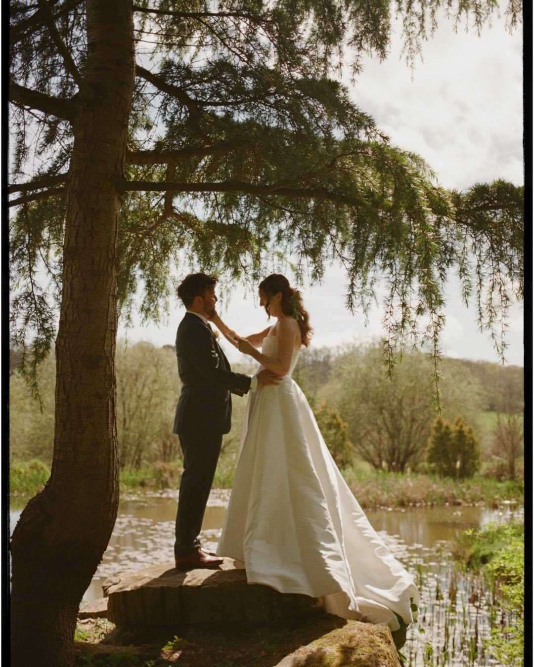 Kerry &amp; Colm, shot on a mix of new &amp; expired film, 35/120mm. 

It&rsquo;s really important to me that I lean into what my couples want to do on their wedding day when it comes to &lsquo;couple time&rsquo; portraits, because what each couple a