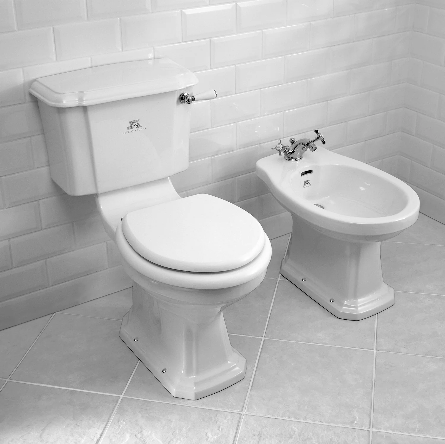 LAVATORY & BIDET COMPONENTS