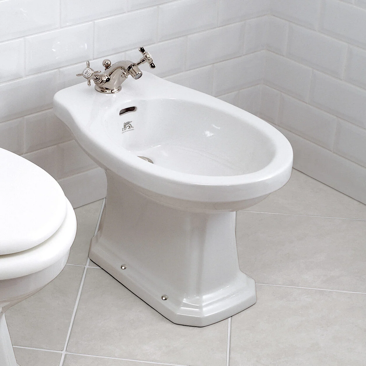 LB 7505 Lissa Doon one hole bidet — Lefroy Brooks (UK & Europe)