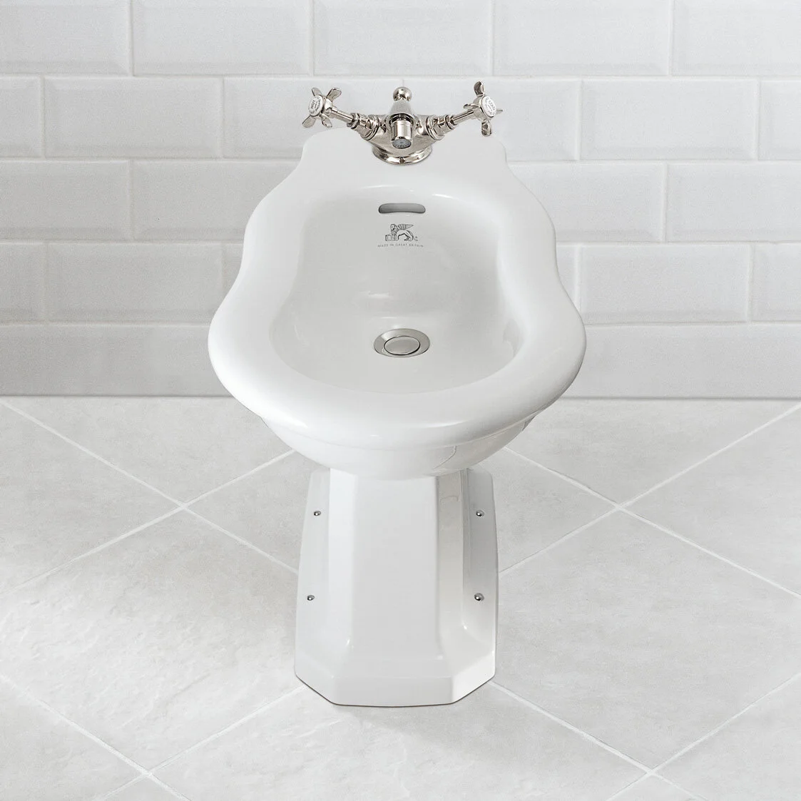 LB 7205 Classic one hole bidet — Lefroy Brooks (UK & Europe)