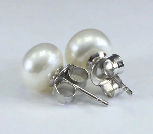 Silver-pearl-earrings
