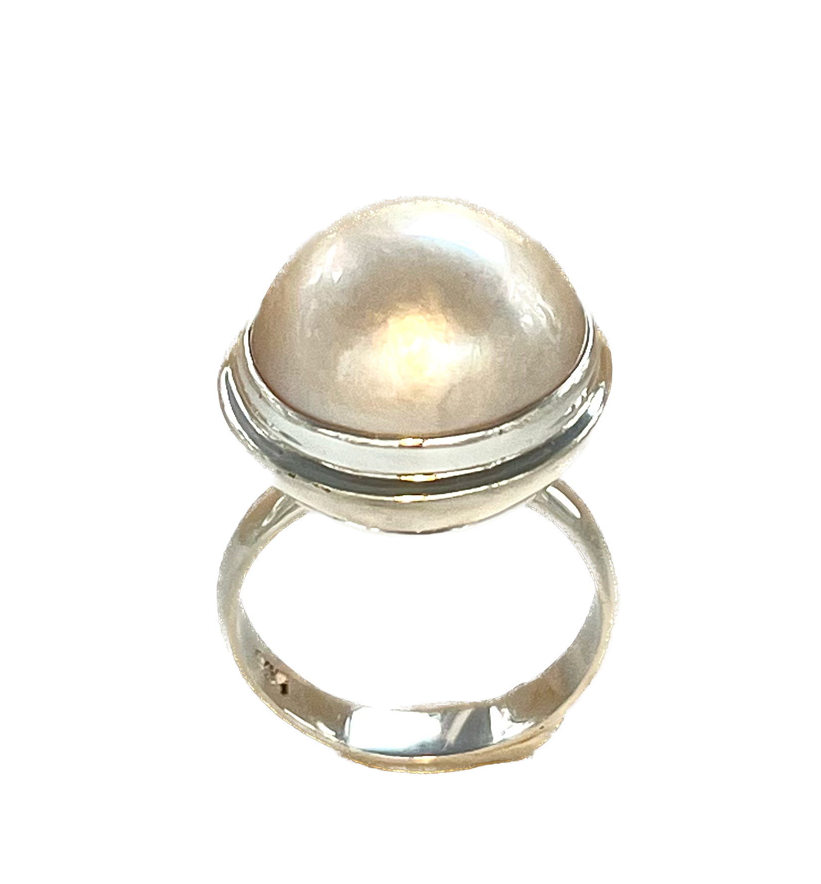 Pearl_dome_silver_ring_1 Background Removed Background Removed.png