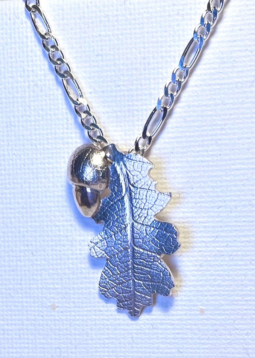 acorn oak leaf pendant