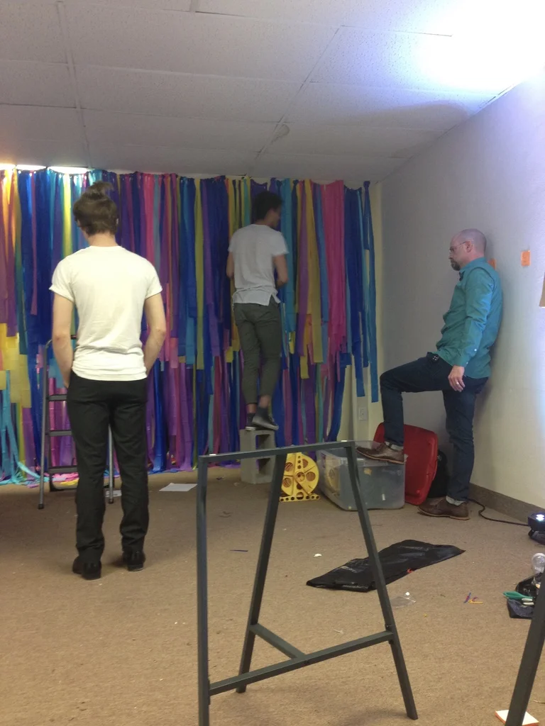 SpeakGalleryColoredStreamerProcess.jpg