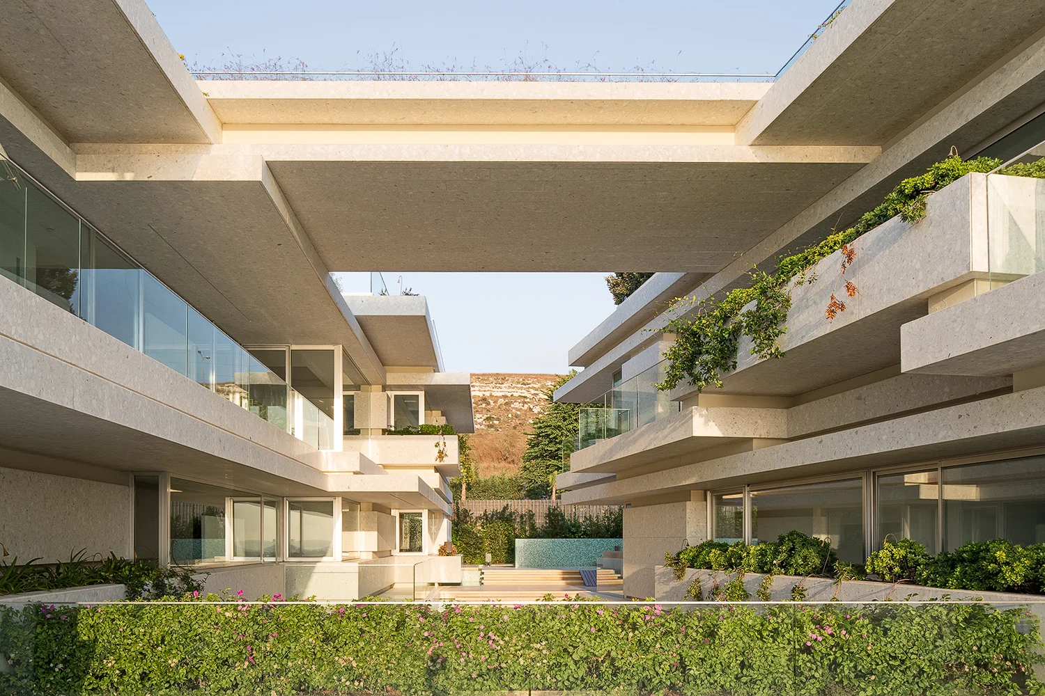 Villa Kali - Karim Nader Studio and Blankpage Architects