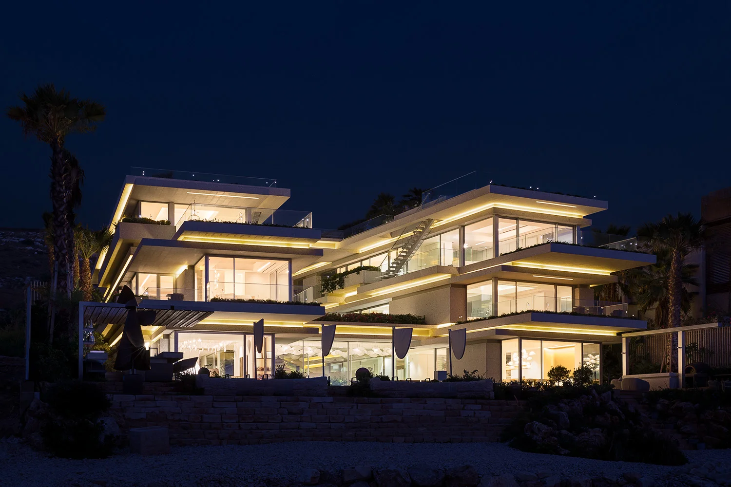 Villa Kali - Karim Nader Studio and Blankpage Architects