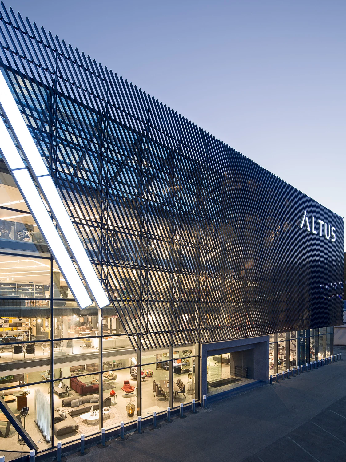  Altus 
