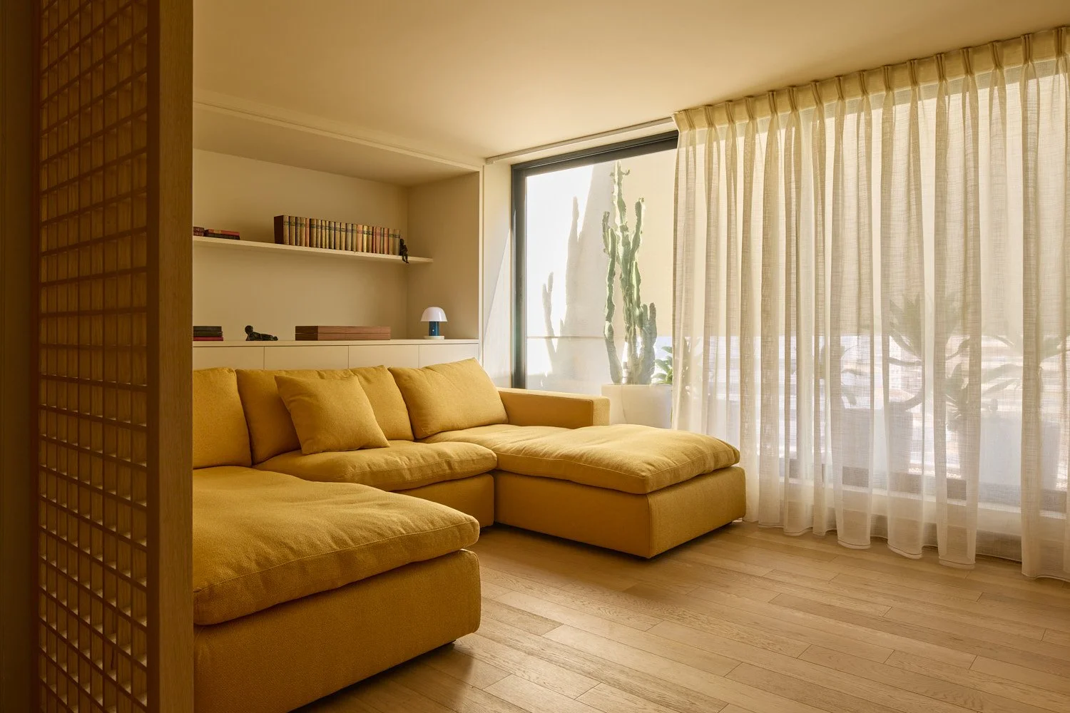  Vedrun Apartment - Marc Dibeh Design Studio 
