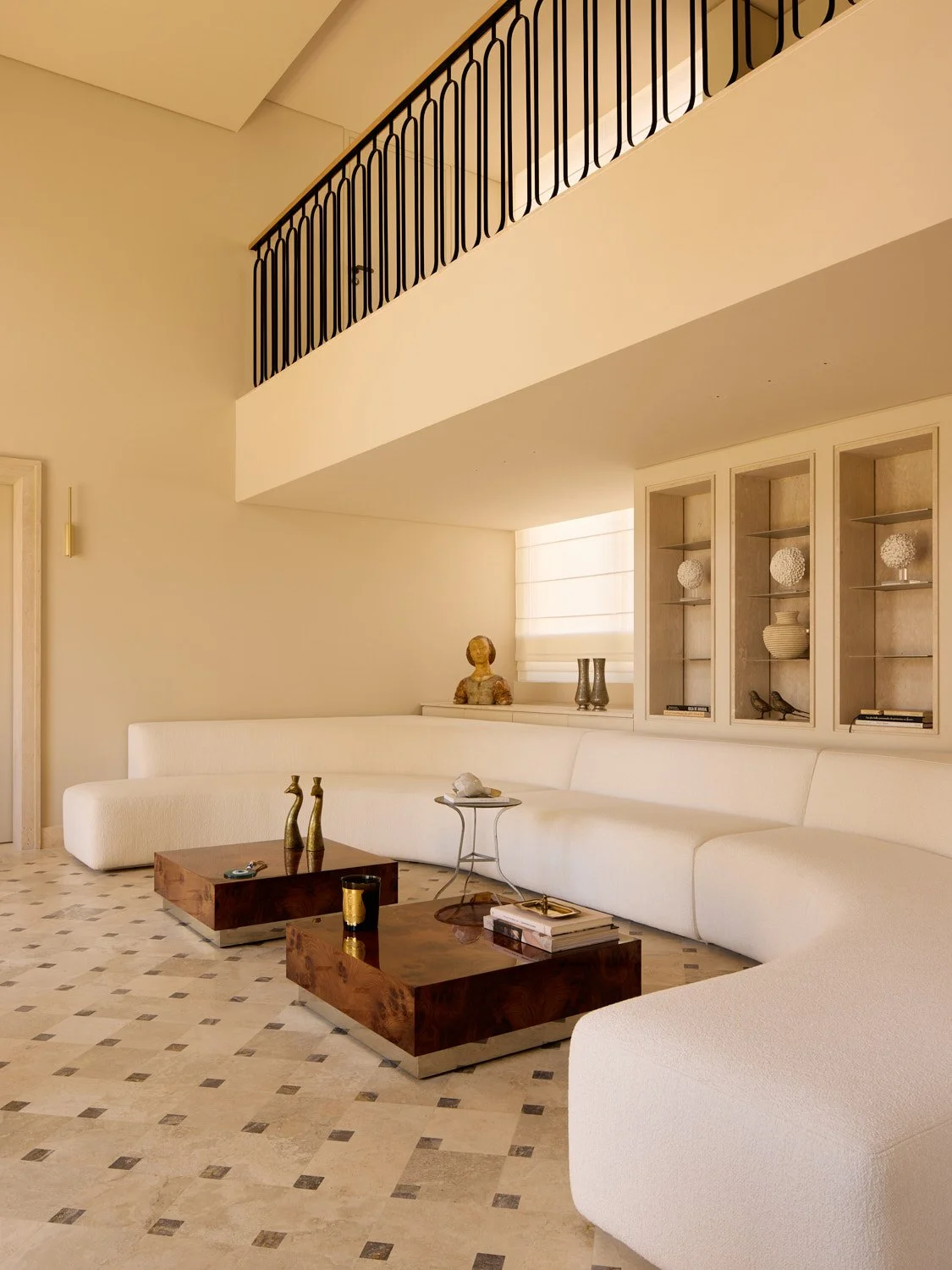  Vedrun Apartment - Marc Dibeh Design Studio 