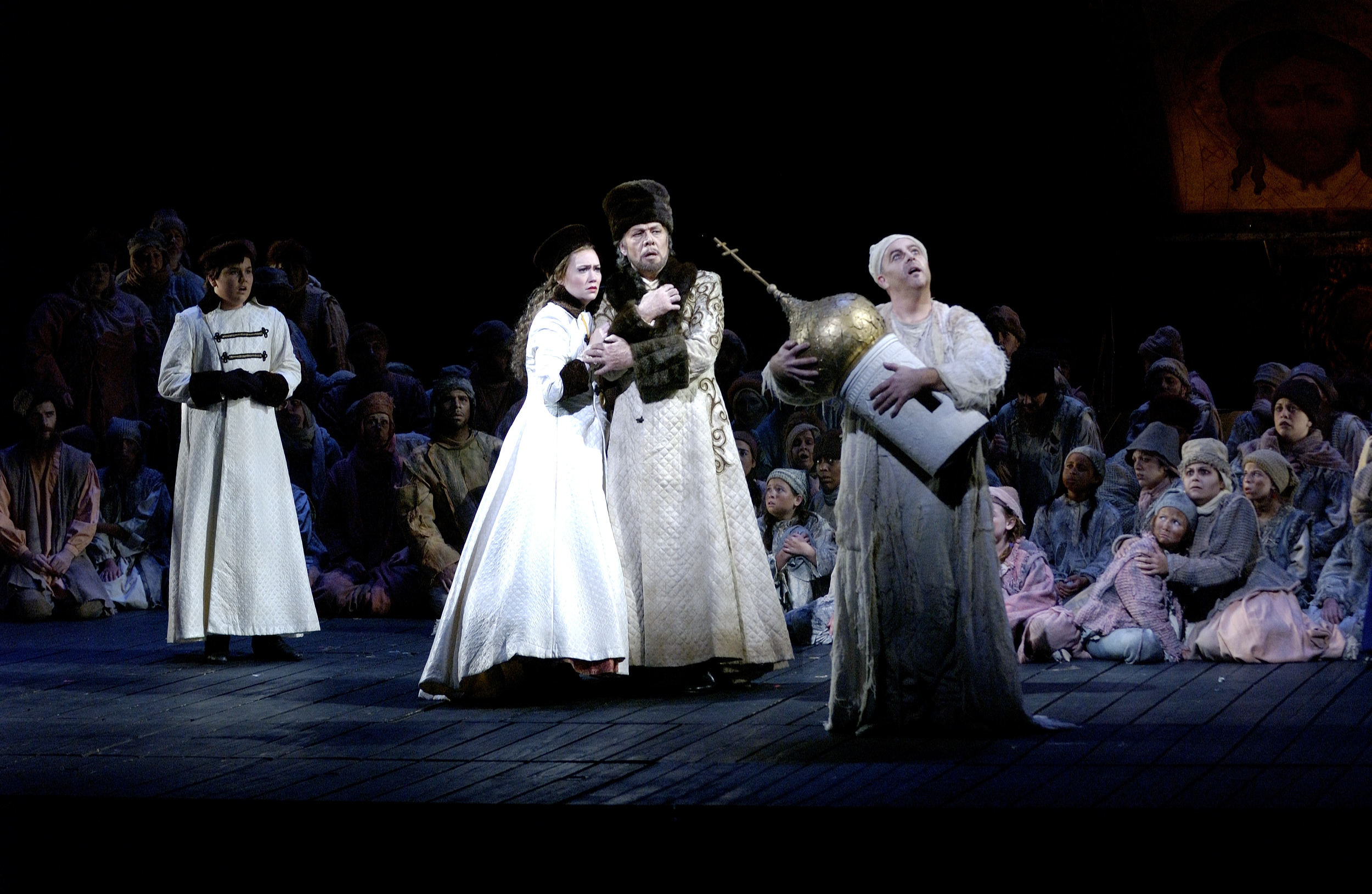 Xenia in BORIS GODUNOV, Houston Grand Opera 2005   © Ted Washington