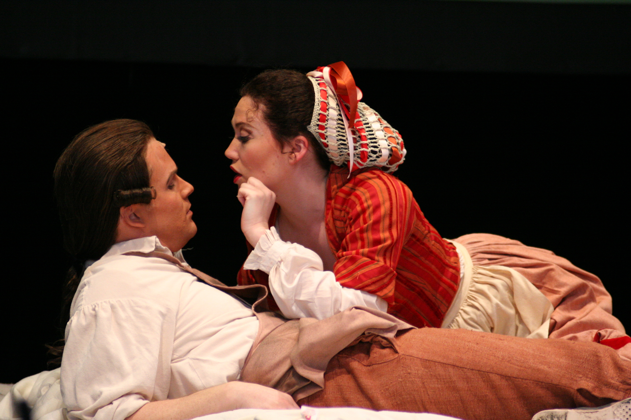 Susanna in LA NOZZE DI FIGARO, Houston Grand Opera 2006   © Ted Washington
