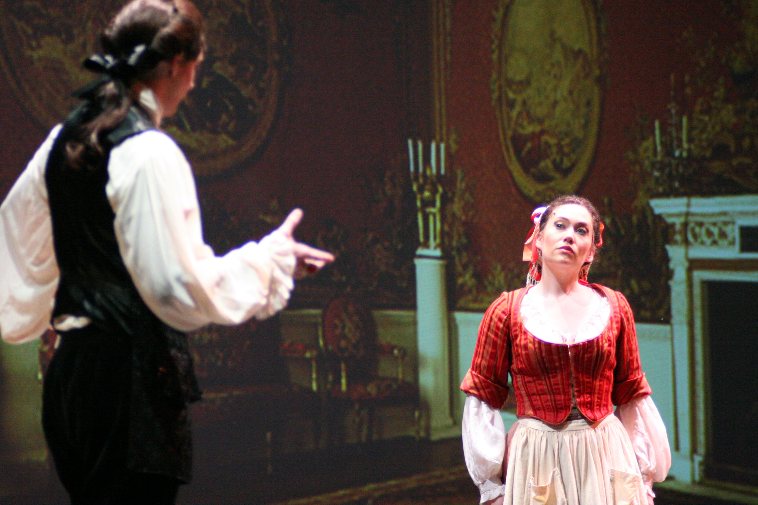 Susanna in LA NOZZE DI FIGARO, Houston Grand Opera 2006   © Ted Washington