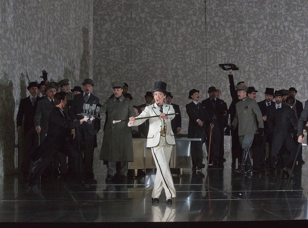 Oscar in UN BALLO IN MASCHERA, The Metropolitan Opera 2015 © Ken Howard