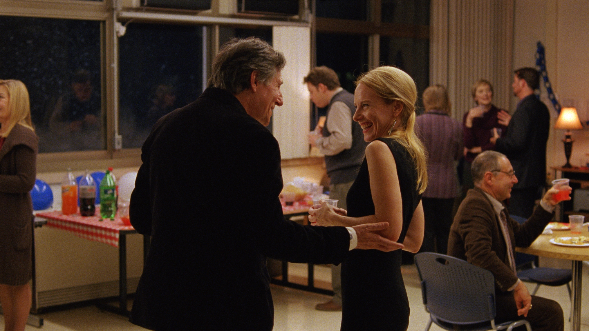 A05_GabrielByrne_AmyRyan_Copyright_JakobIhre_MotlysAS.jpeg