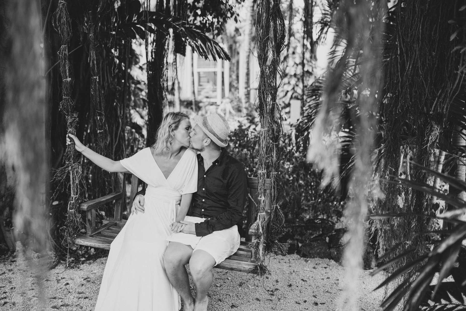 Copy of Sita Kelly | Mauritius Honeymoon Photographer | Couple kissing on swing