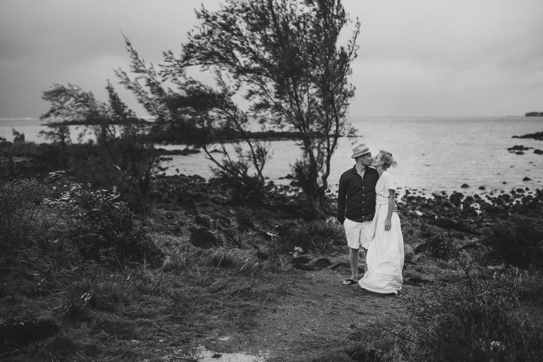 Copy of Sita Kelly | Mauritius Honeymoon Photographer | Couple kissing on cliff