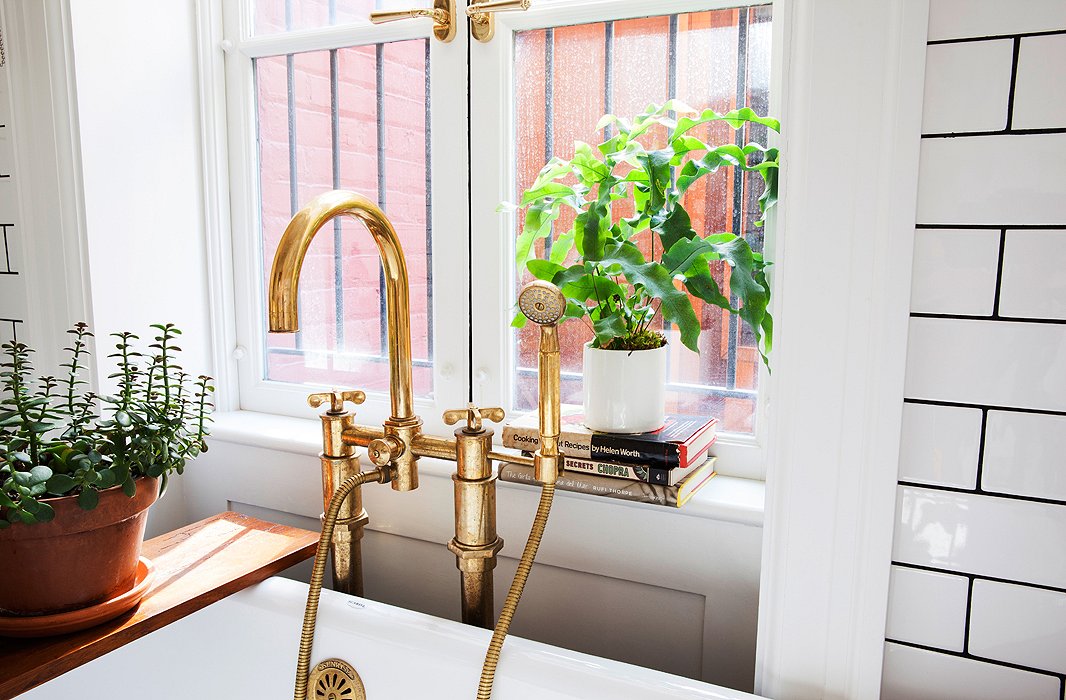 Alexandrea Jarvis Architecture and Interiors | Alison Cayne's West Village Townhouse | Modern White Paint