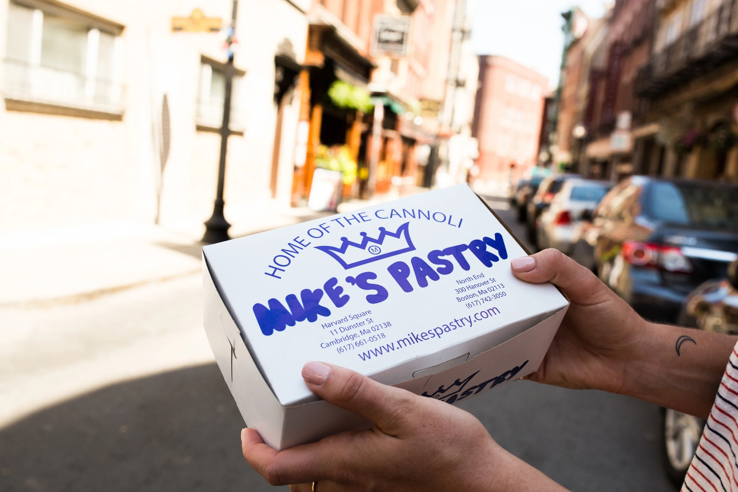 MIKE'S PASTRY_THE FOOD LENS_BRIAN SAMUELS PHOTOGRAPHY_JULY 2016-20.jpg