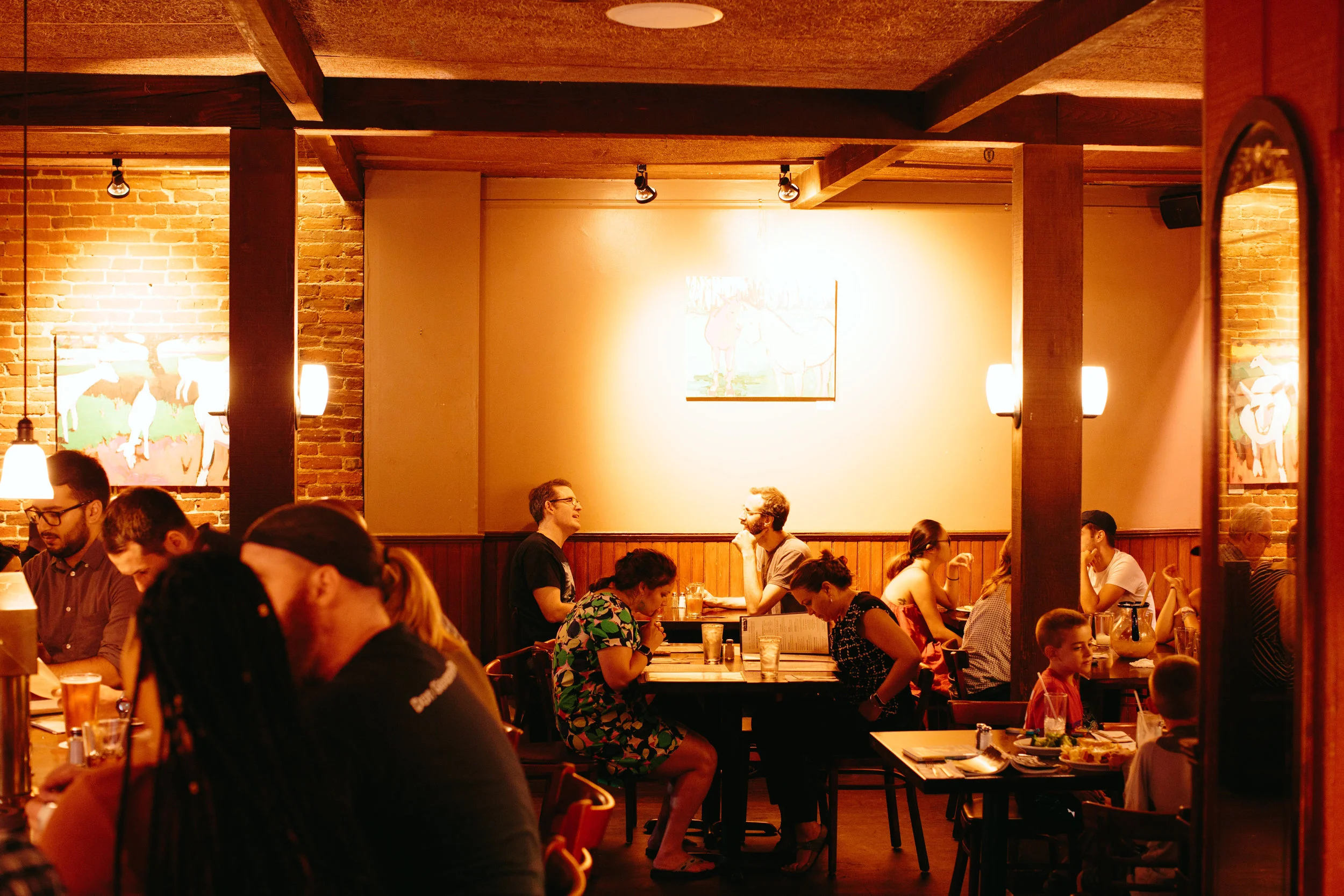 CHRISTOPHER'S_INTERIORS_BRIAN SAMUELS PHOTOGRAPHY_AUGUST 2018 - 14.jpg