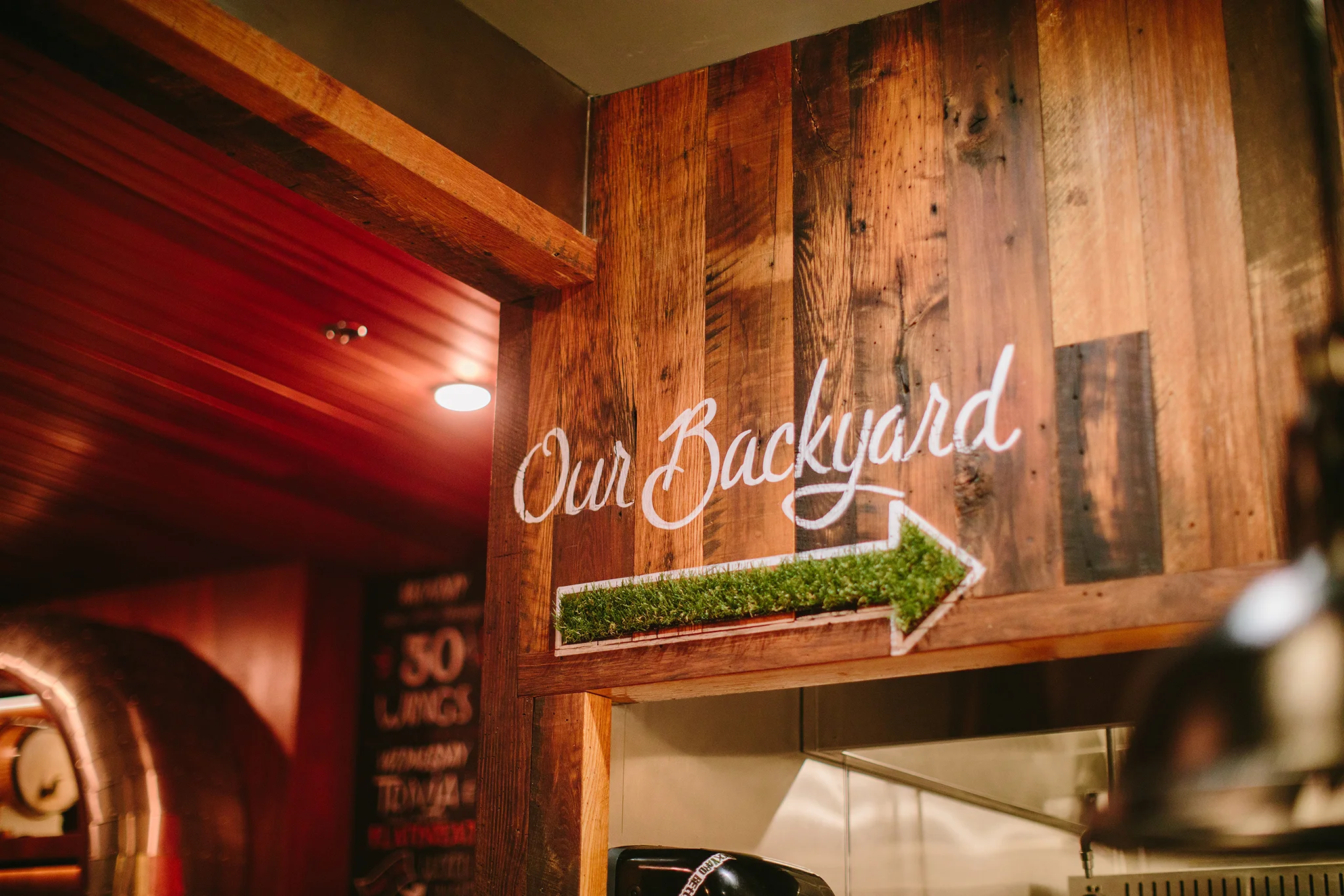 BACKYARD BETTY'S_CREDIT BRIAN SAMUELS PHOTOGRAPHY_DECEMBER 2018-0520 copy.jpg