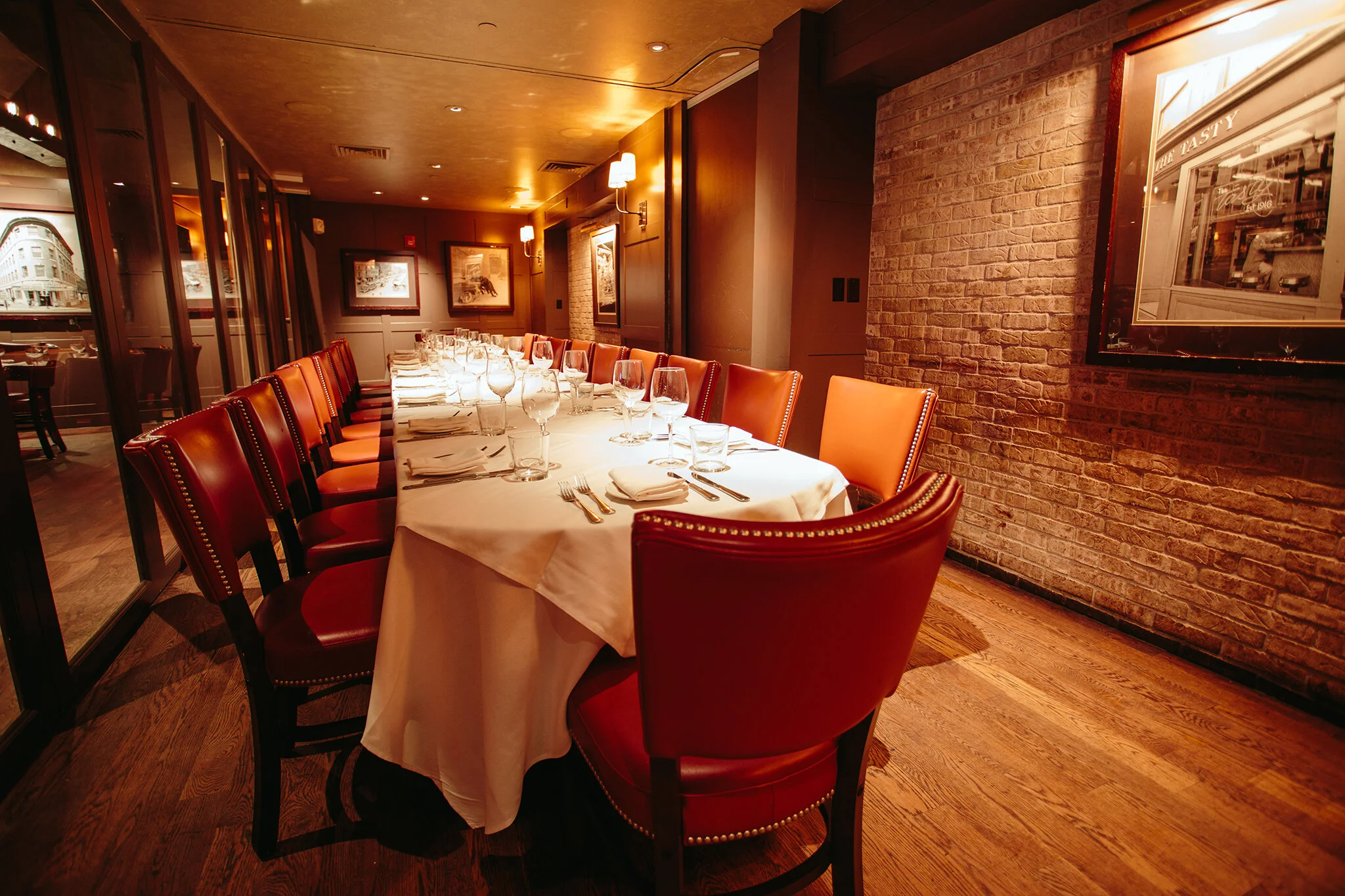 RUSSELL HOUSE TAVERN_BRIAN SAMUELS PHOTOGRAPHY_NOVEMBER 2019-0086 copy.jpg