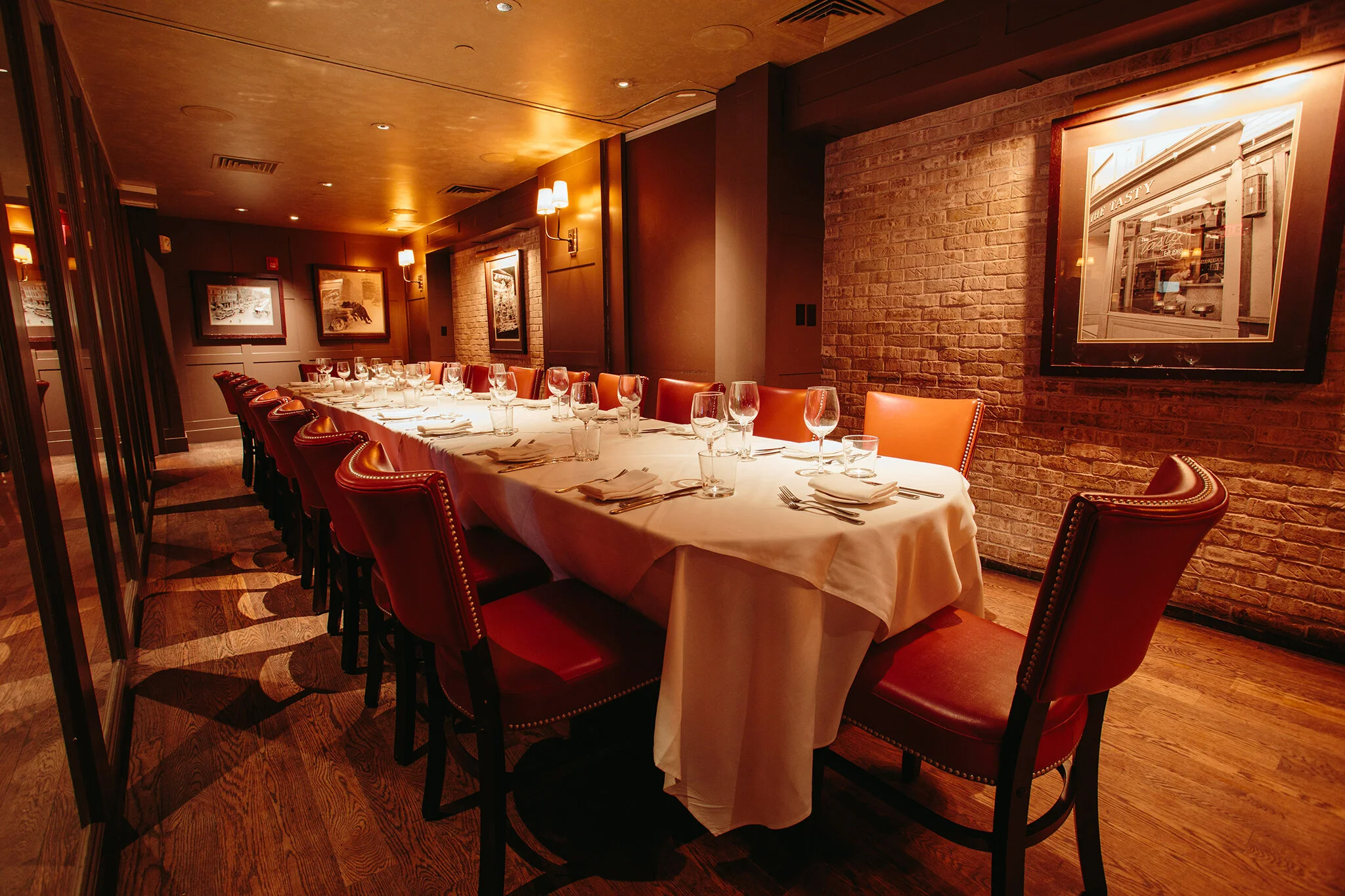 RUSSELL HOUSE TAVERN_BRIAN SAMUELS PHOTOGRAPHY_NOVEMBER 2019-0094 copy.jpg