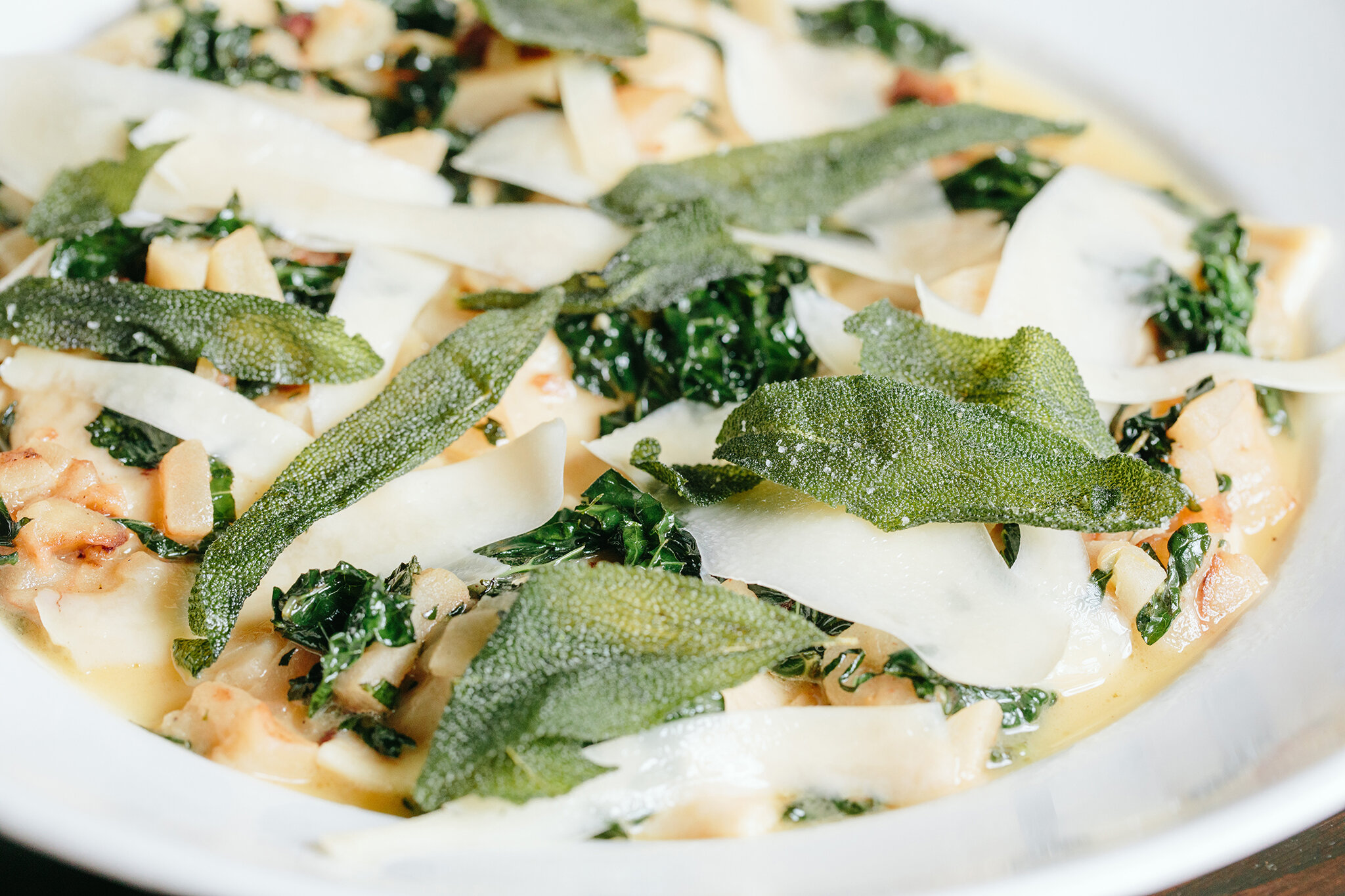 RUSSELL HOUSE TAVERN_BRIAN SAMUELS PHOTOGRAPHY_NOVEMBER 2019-0265 copy.jpg