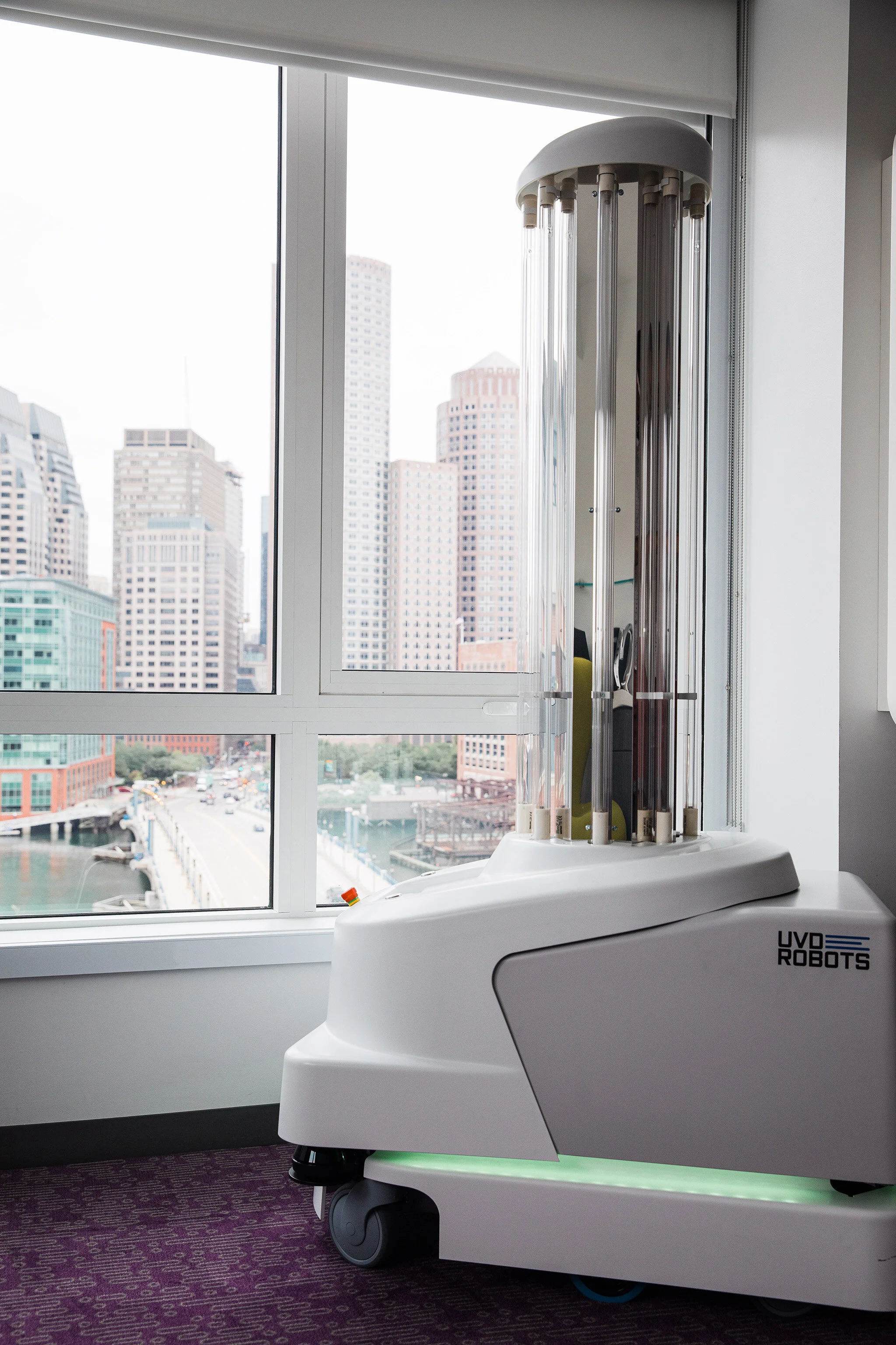 YOTEL_UVO ROBOTS_BRIAN SAMUELS PHOTOGRAPHY_SEPTEMBER2020-0033 copy.jpg