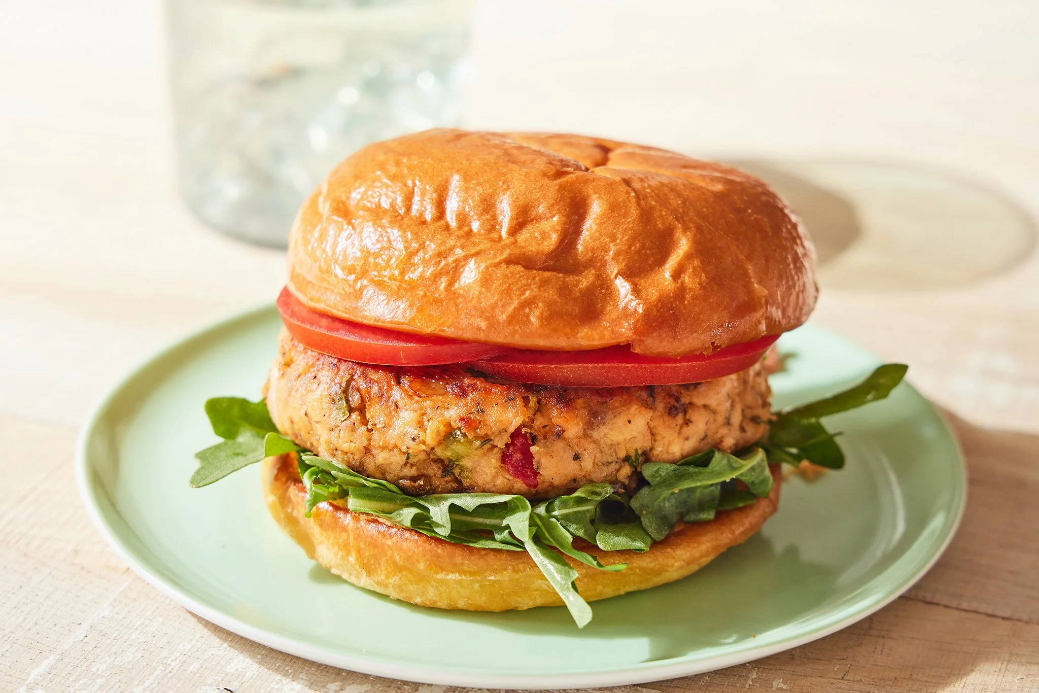 CFOOD BRANDS_SALMON BURGER COOKED_BRIAN SAMUELS PHOTOGRAPHY_APRIL2022 2022-0587 copy.jpg
