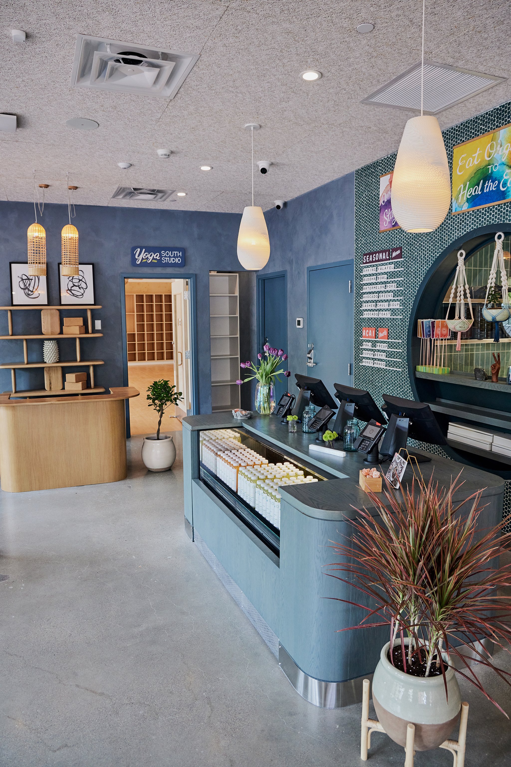 LIFE ALIVE_SOUTH END INTERIORS_BRIAN SAMUELS PHOTOGRAPHY_MAY 2022-IMG_2632 copy.jpg