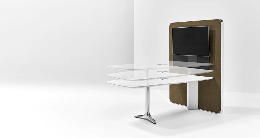 GATEWAY ADJ. MEDIA WALL