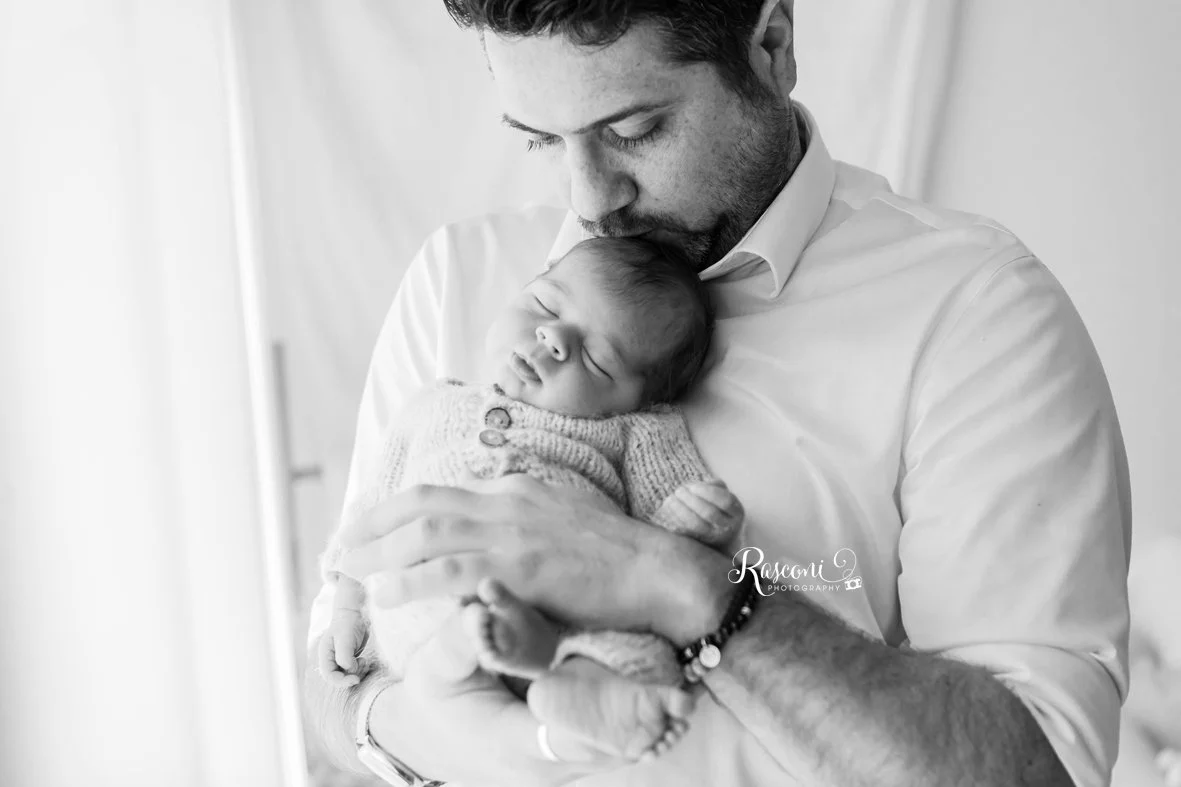 New Life! Benvenuto Francesco ♡
.
Servizio Newborn
.
per info e prenotazioni
.
☎️ 0425444280 tel e WhatsApp
✉️ info@fotootticarasconi.it
📍Piazza Matteotti 193 Polesella RO
🌐 www.fotootticarasconi.it