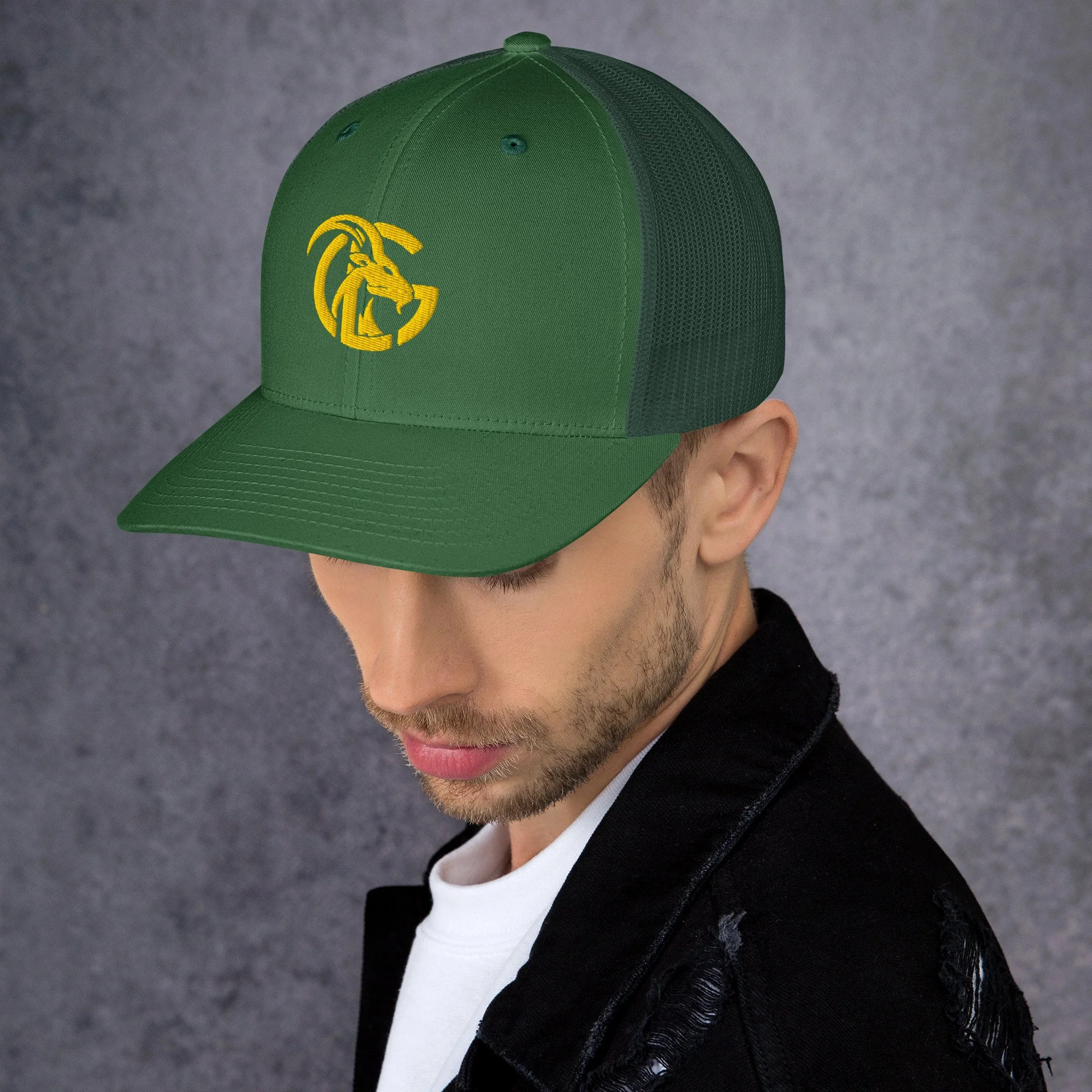 retro-trucker-hat-evergreen-left-685546ddf195e.jpg