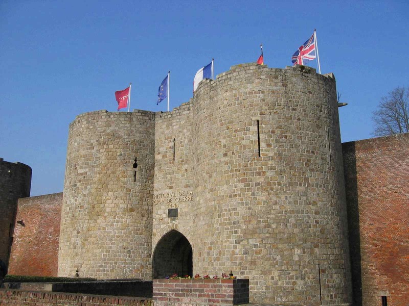 06_03_18_peronne_historial__003_chateau.jpg