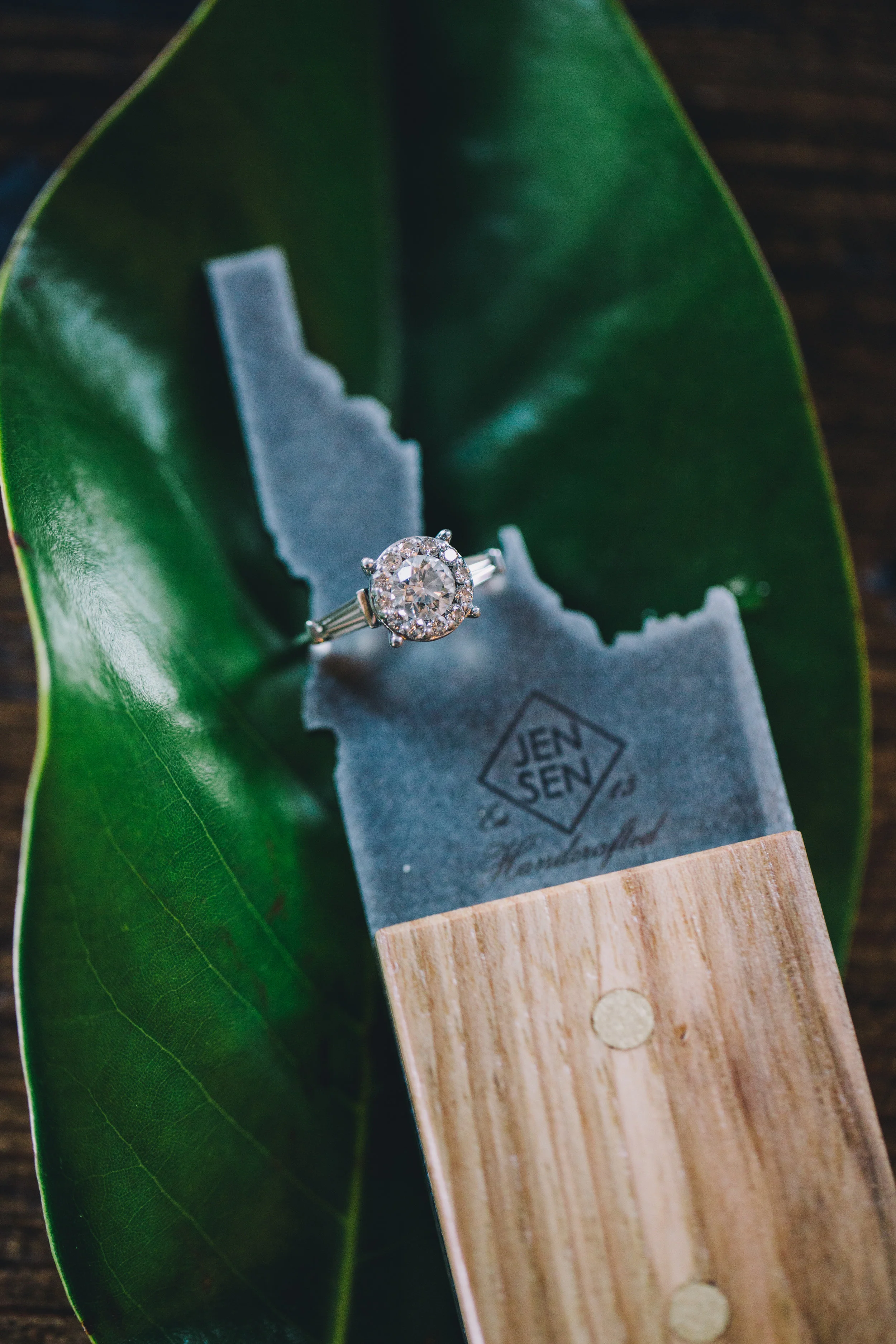 P: Tess Farnsworth Photography http://www.tessfarnsworth.com/