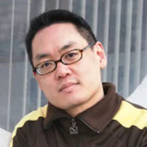 Glenn Sumi is the associate entertainment editor (stage/film) at Toronto’s NOW Magazine where he’s written about theatre, film, dance and comedy for over 15 years. He’s written for several newspapers and magazines, has been a pop culture correspondent for CBC Radio and, for three years, was a weekly arts contributor to CTV NewsChannel’s weekend show.