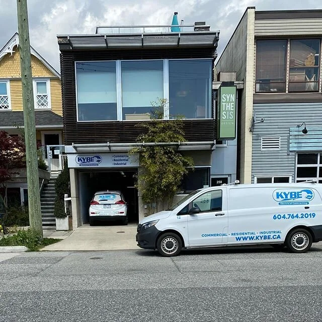 OUR #1 COMMITMENT // Rest assured, our top priority is always to ensure the health and safety of our team and our clients. In addition to practicing social distancing, all Kybe team members carry with them company supplied masks, gloves, hand sanitiz